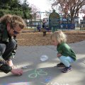 Рисуют на асфальте